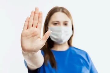 Autocuidado del profesional de la salud y riesgo clínico