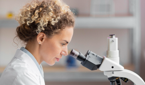 La mujer en la medicina: 5 historias extraordinarias